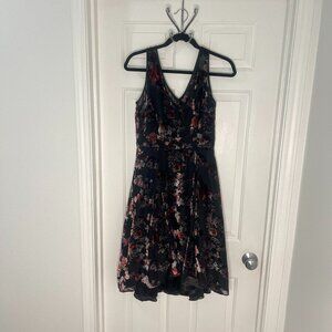 NWT WHBM Floral Hi-Lo Fit and Flare Sleeveless V-neck Dress Black/Multi Size 2